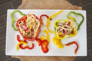 Spaghetti alla "Scaramouche": prosciutto cotto e peperoni