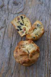 muffin prosciutto cotto, olive nere e ricotta